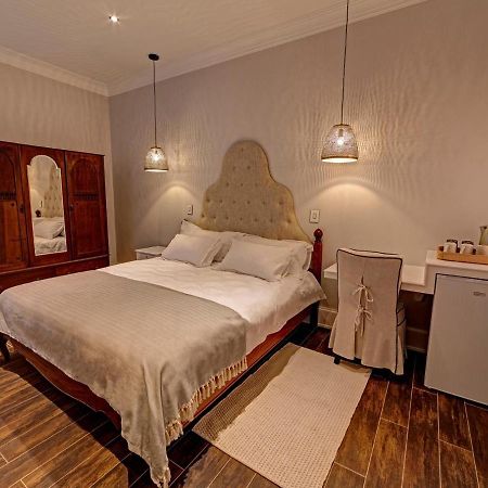 Lagoon Suites Guesthouse Cc Walvis Bay Bagian luar foto